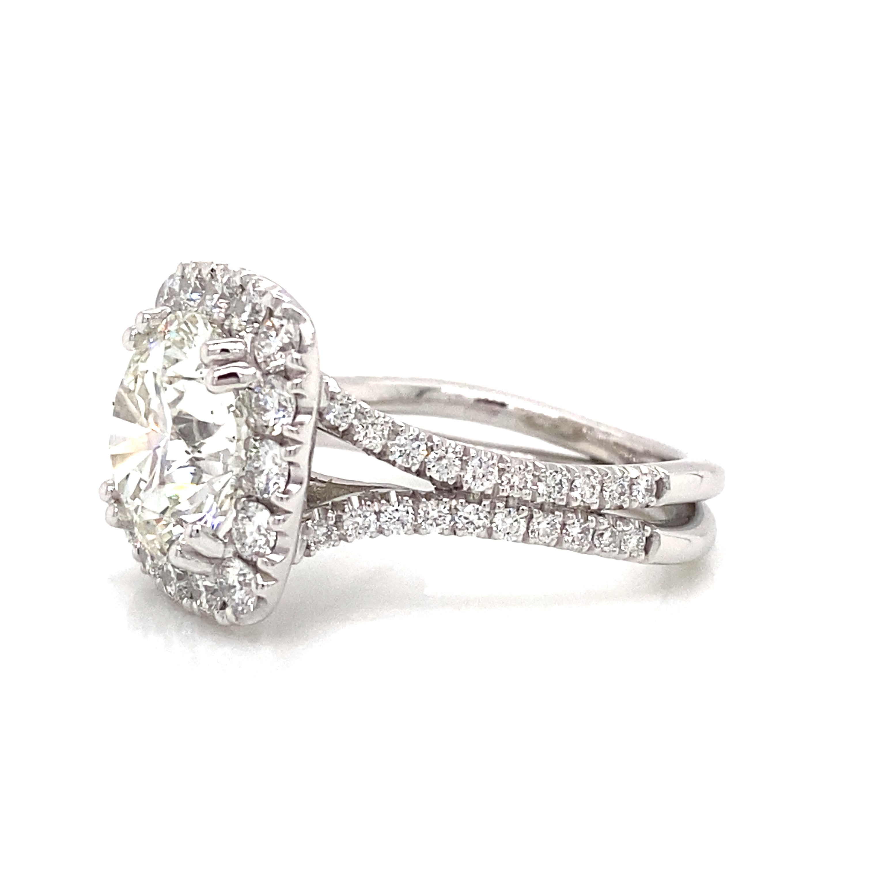 Halo square shape ring
