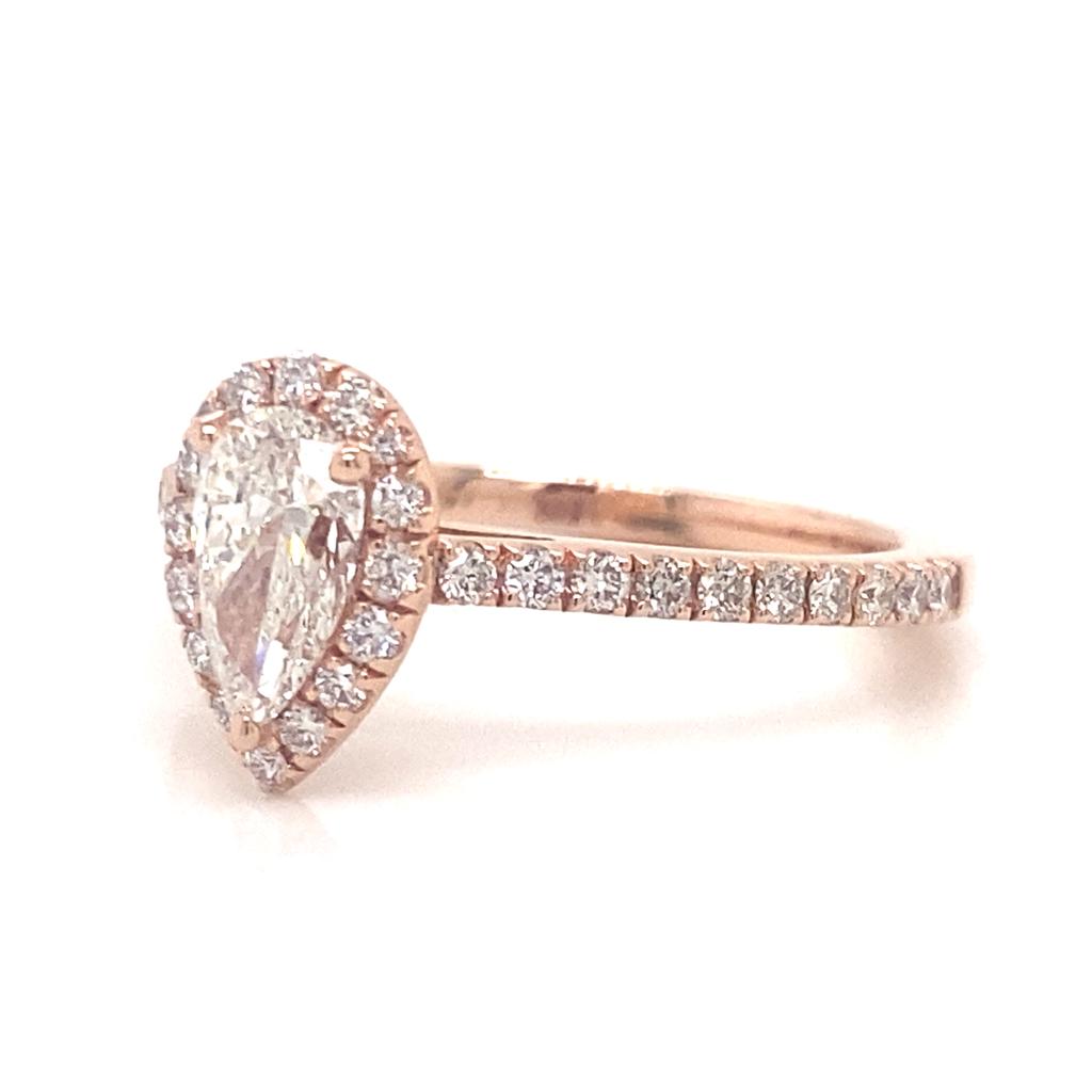 Halo pear shape ring