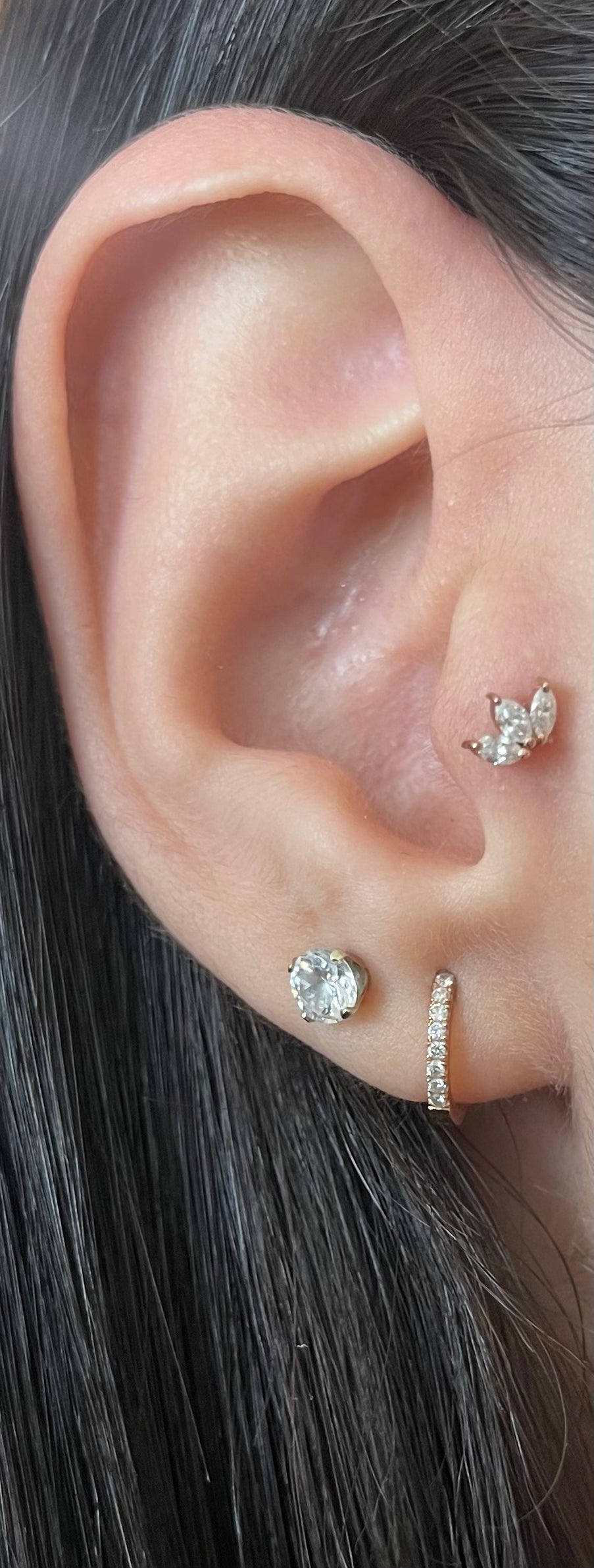 Single lotus tragus piercing jewelry - Main Image